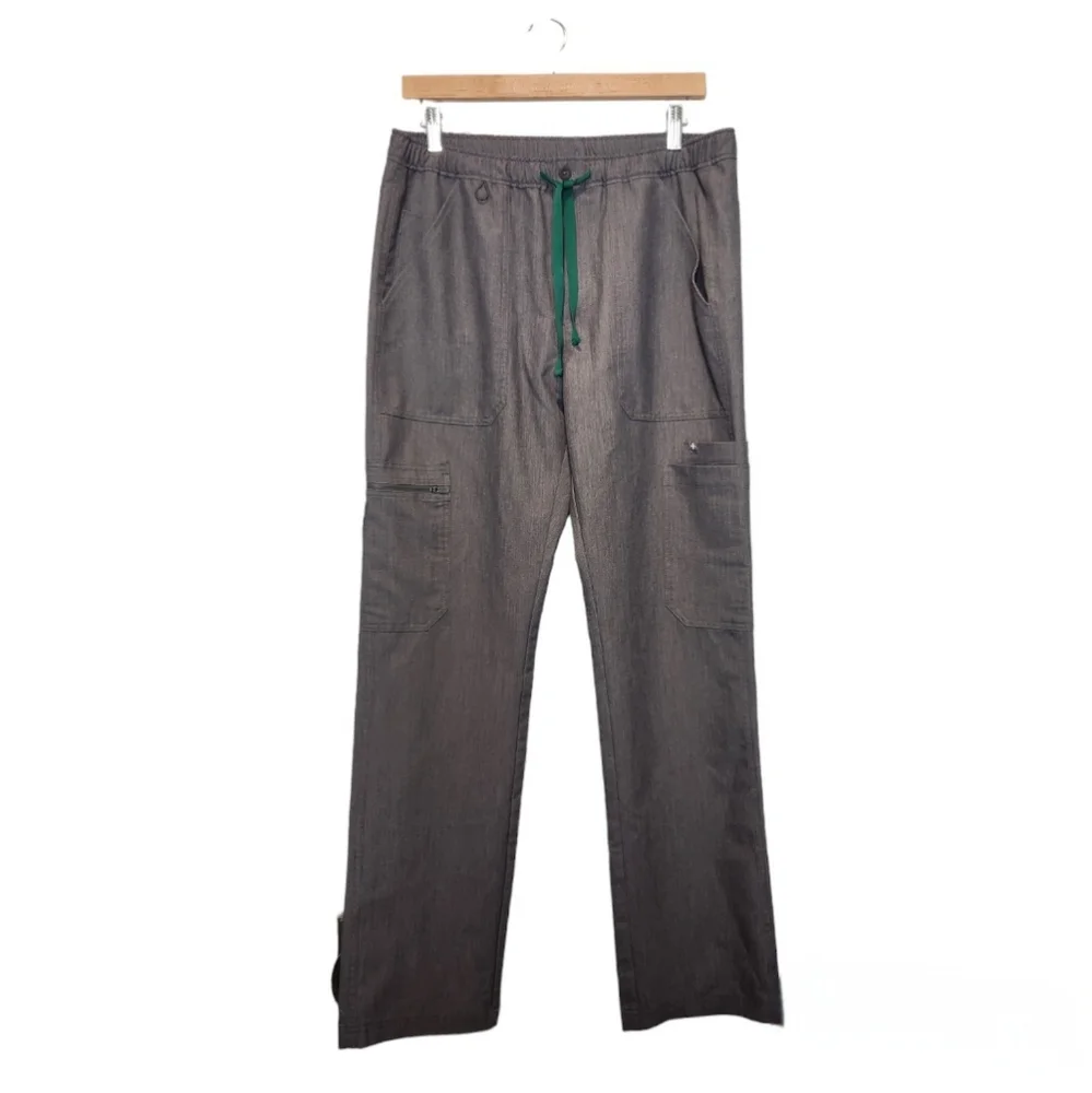 Figs Cairo Cargo Scrub Pant for Men Size Medium